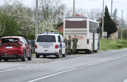 Autobus s hrvatskim vojnicima sudario se s autom u Koprivnici