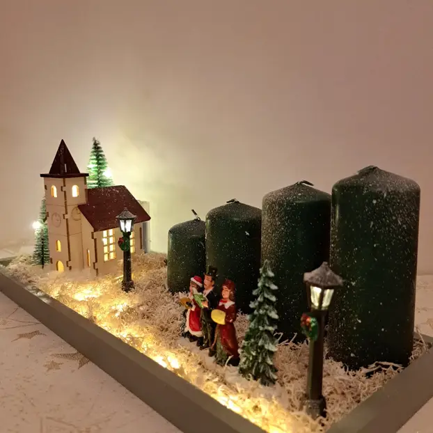 Naši umjetnici i dizajneri nude ukrase za Božić: Šalice se zlate, a vezeni vijenci su najtraženiji