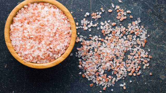 Naučite kako aromatičnu sol napraviti kod kuće u par koraka