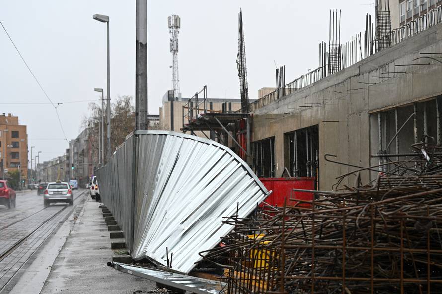 Olujno nevrijeme napravilo veliku štetu u Zagrebu