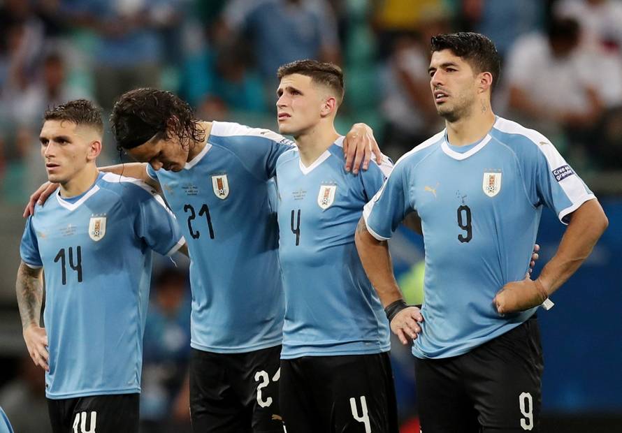 Suárez tragičar Urugvaja: Peru senzacionalni polufinalist Cope