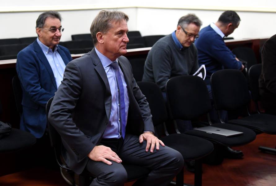 "Godinama smo izvlačili novac iz tvrtki, dok nismo provaljeni"