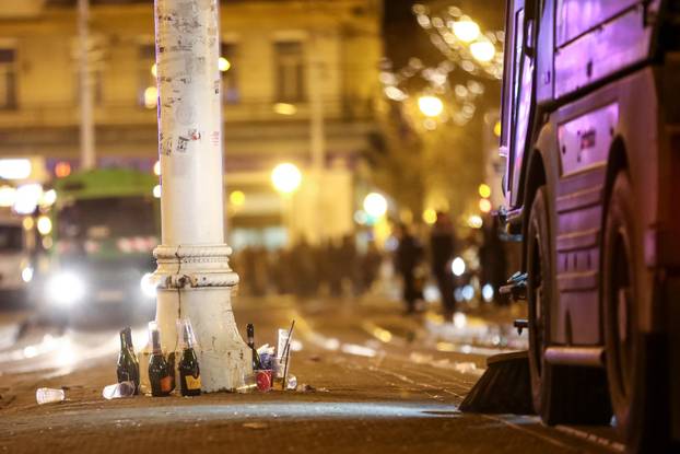 Zagreb: Smeće na gradskim ulicama nakon proslave Nove godine 