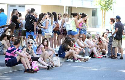 Bez sobe u domu ostalo je preko 3000 studenata: 'Najisplativije mi je kupiti mjesto od nekog...'