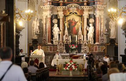 Svećenička plaća raste na 1000 eura, a biskupska na 1640 eura