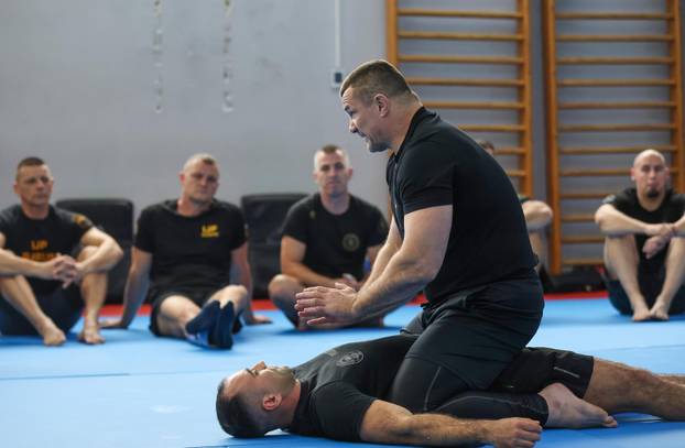 Zagreb: Ogledni trening Mirka Filipovića s pripadnicima specijalne i interventne policije
