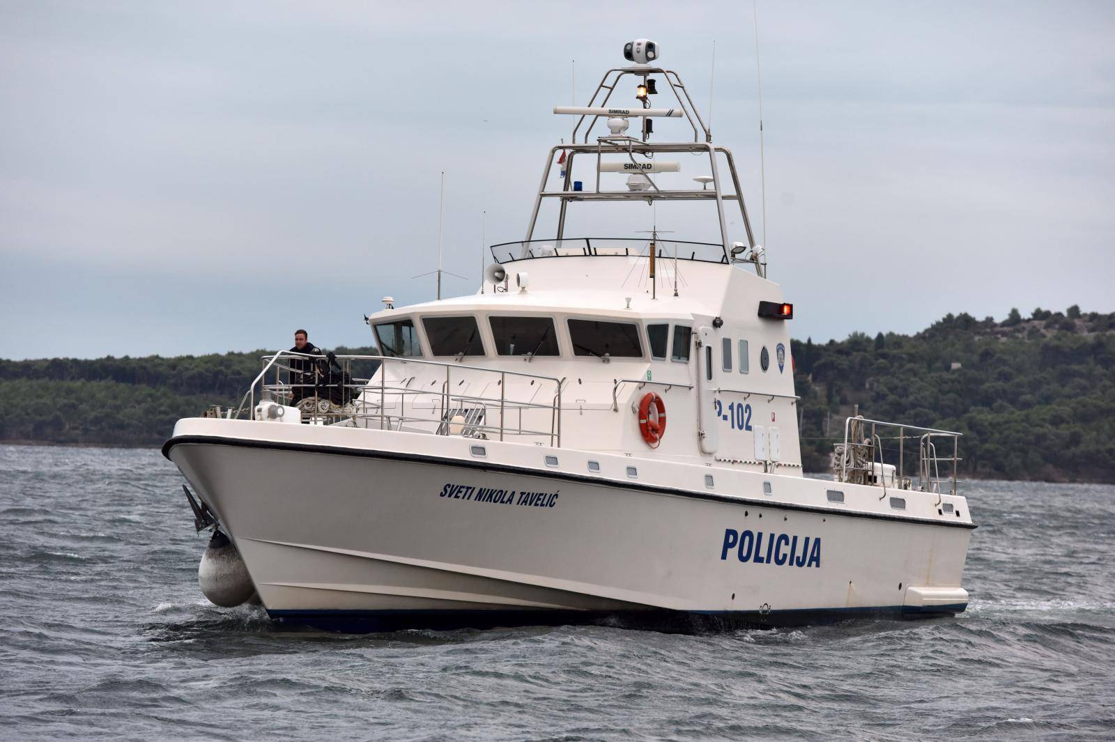 Å ibenik: Pomorska policija unatoÄ loÅ¡em vremenu plovi morem