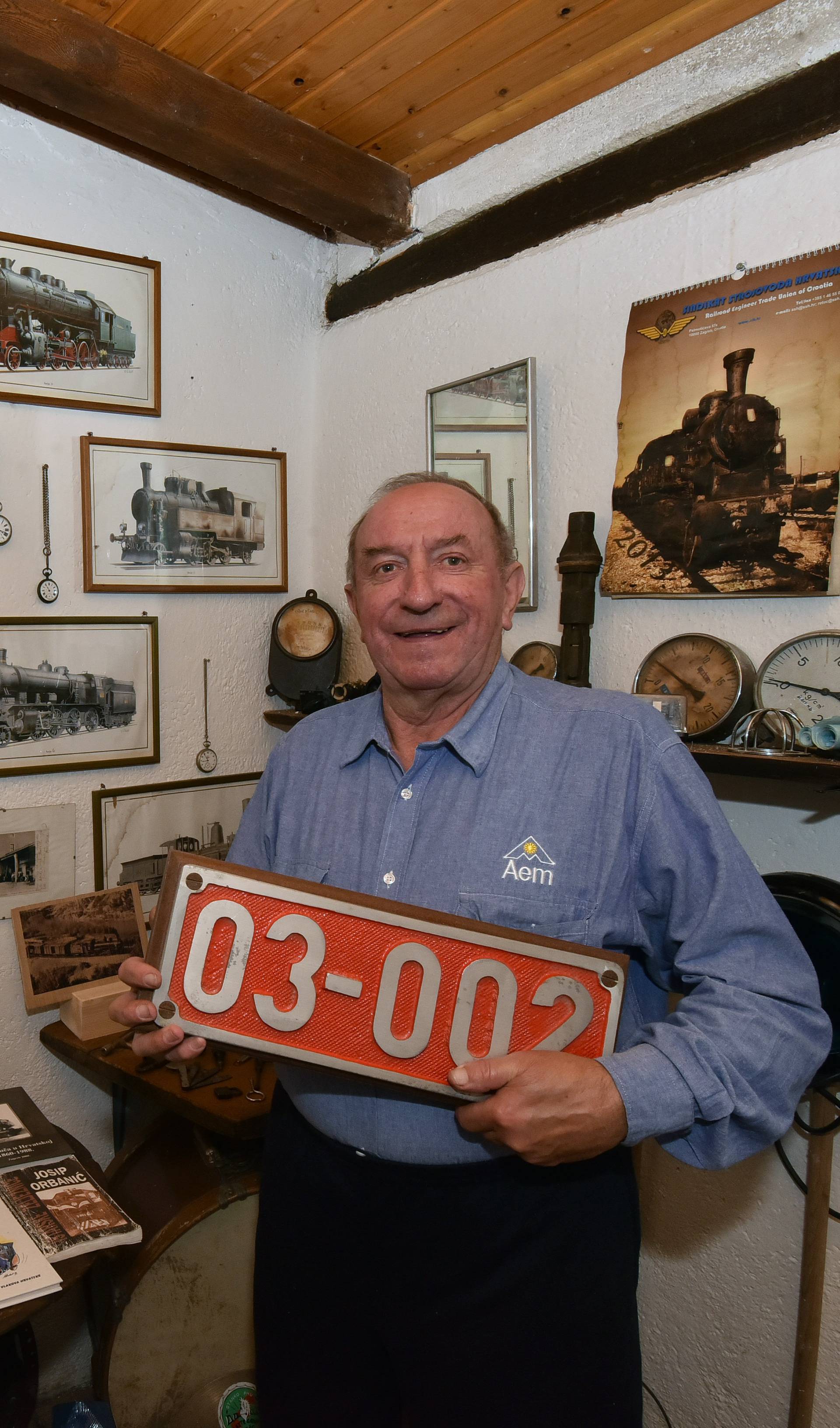 Kralj vlakova: Bivši strojovođa otvorio je vlastiti muzej u Roču