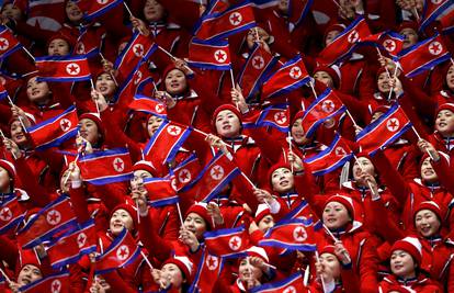 'Sjevernokorejske navijačice su seksualne robinje za političare'