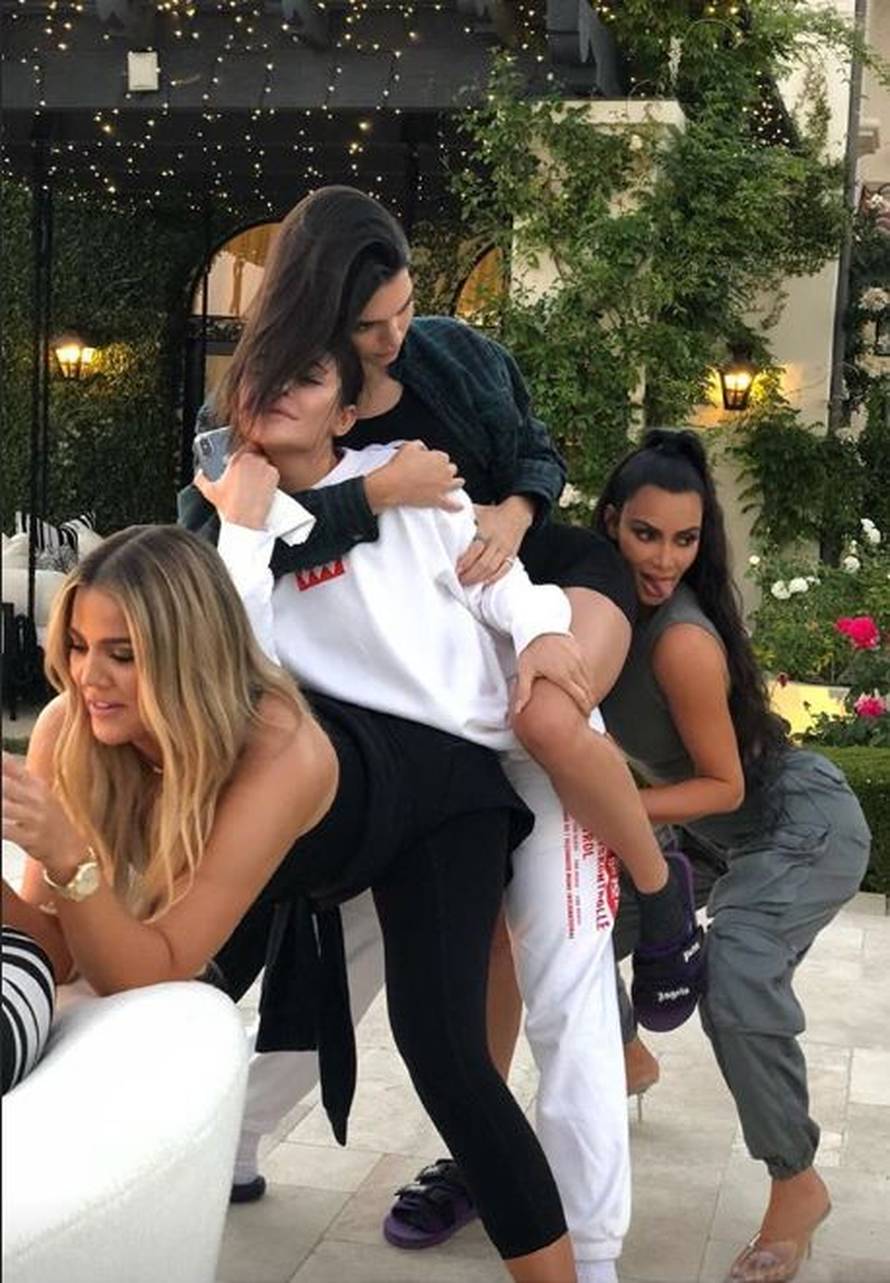 Spielberg spiskao 45 mil. kuna, a Jennifer upropastila restoran