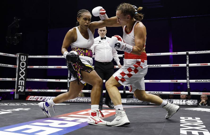Natasha Jonas v Ivana Habazin - IBF & WBC World Welterweight Titles