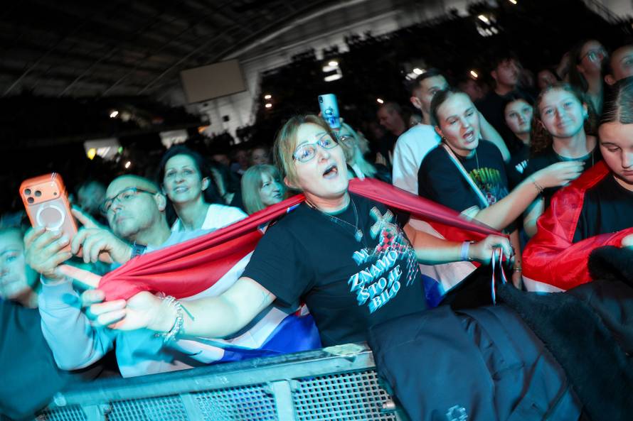 Frankfurt: Hrvatska noć u Suwag Energie Areni