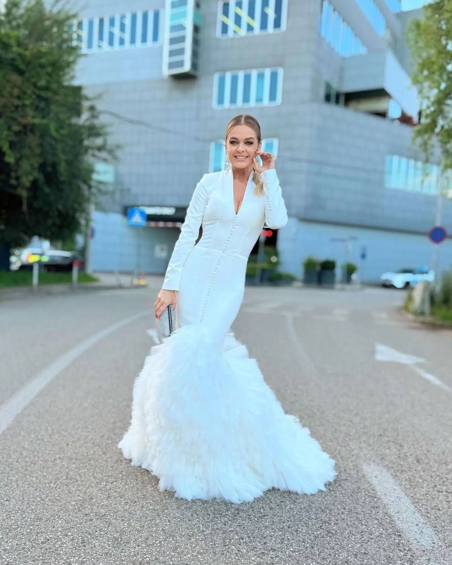 Minea i Alen Bičević otkrili nam detalje nove pjesme i druženja: 'Htjela sam da ide bez majice...'