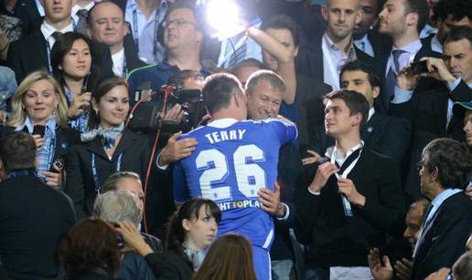 Terry: Romane, svlačionica bi da Roberto Di Matteo ostane!