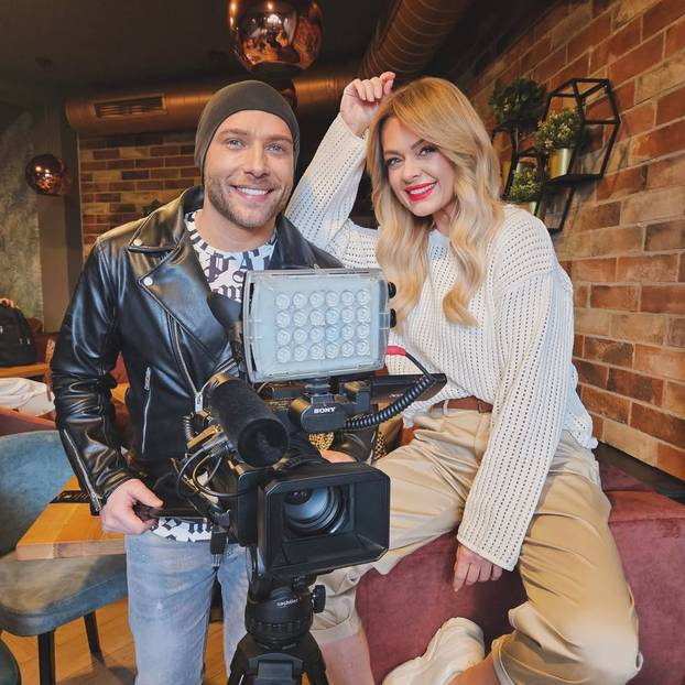 FOTO Na ovog Slavonca žene okidaju, a on pod svaku cijenu krije koga ljubi zadnjih godina