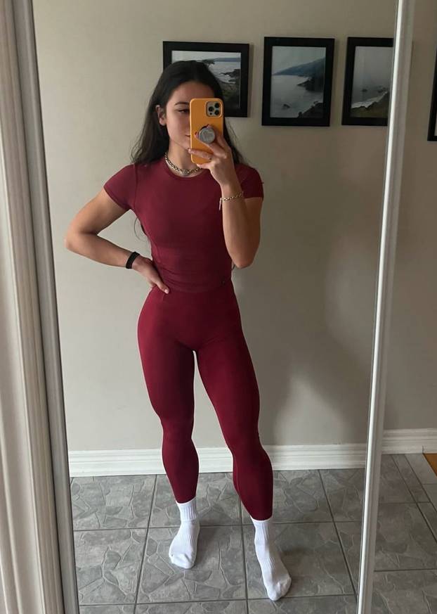 Dnevno jede oko 3000 kalorija, a tijelo joj je čista inspiracija