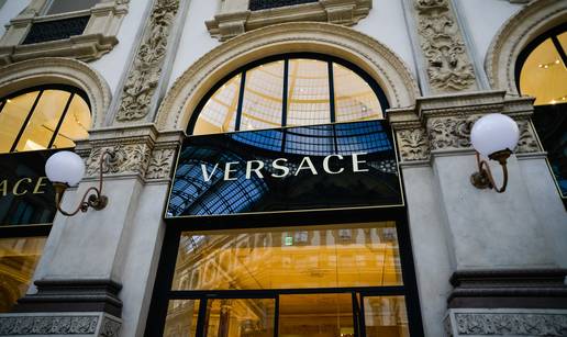Prada širi carstvo: Kupila je Versace za 1,25 milijardi eura