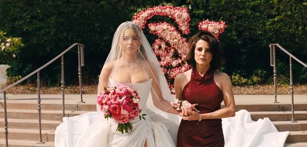 Zendaya a drug mule in final Eurphoria 3 trailer