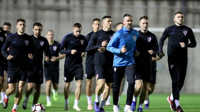 Vatreni nakon okupljanja imali prvi trening bez jake četvorke