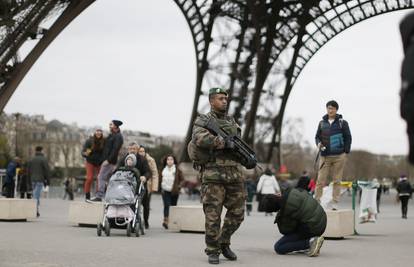 Terorizam: Francuske ulice čuvat će čak 10.000 vojnika