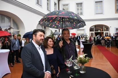 FOTO Glumac Goran Navojec pojavio se na izložbi fotografija povodom 20 godina 'BOK festa'