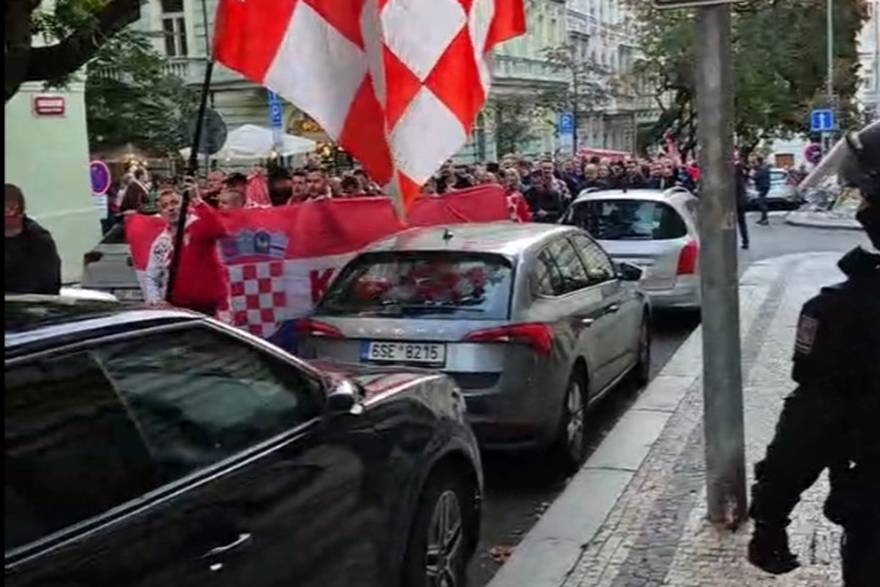 Sramotno deranje u Pragu