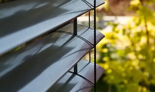 Je li dom bez komaraca, pregrijavanja i pogleda izvana stvarno moguć?