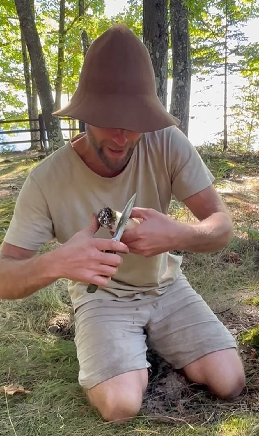 Odrekao se dućana: 'Živim od pregaženih životinja i korova koje ukradem iz tuđih vrtova'