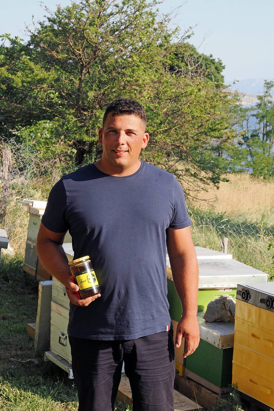 U Baškoj se uživa i ove jeseni