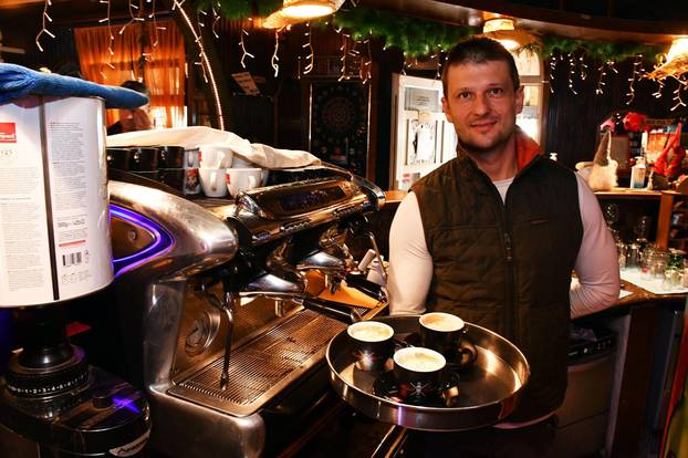 Slavonski Brod - Damir Huljić dobio prestižno priznanje za vrhunski pripremljenu kavu.