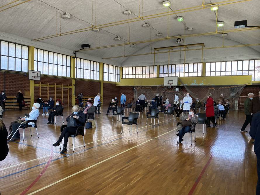 Redovi za cijepljenje u Zagrebu: 'Samo više da se cijepim, pa da napokon mogu mirna na plac'