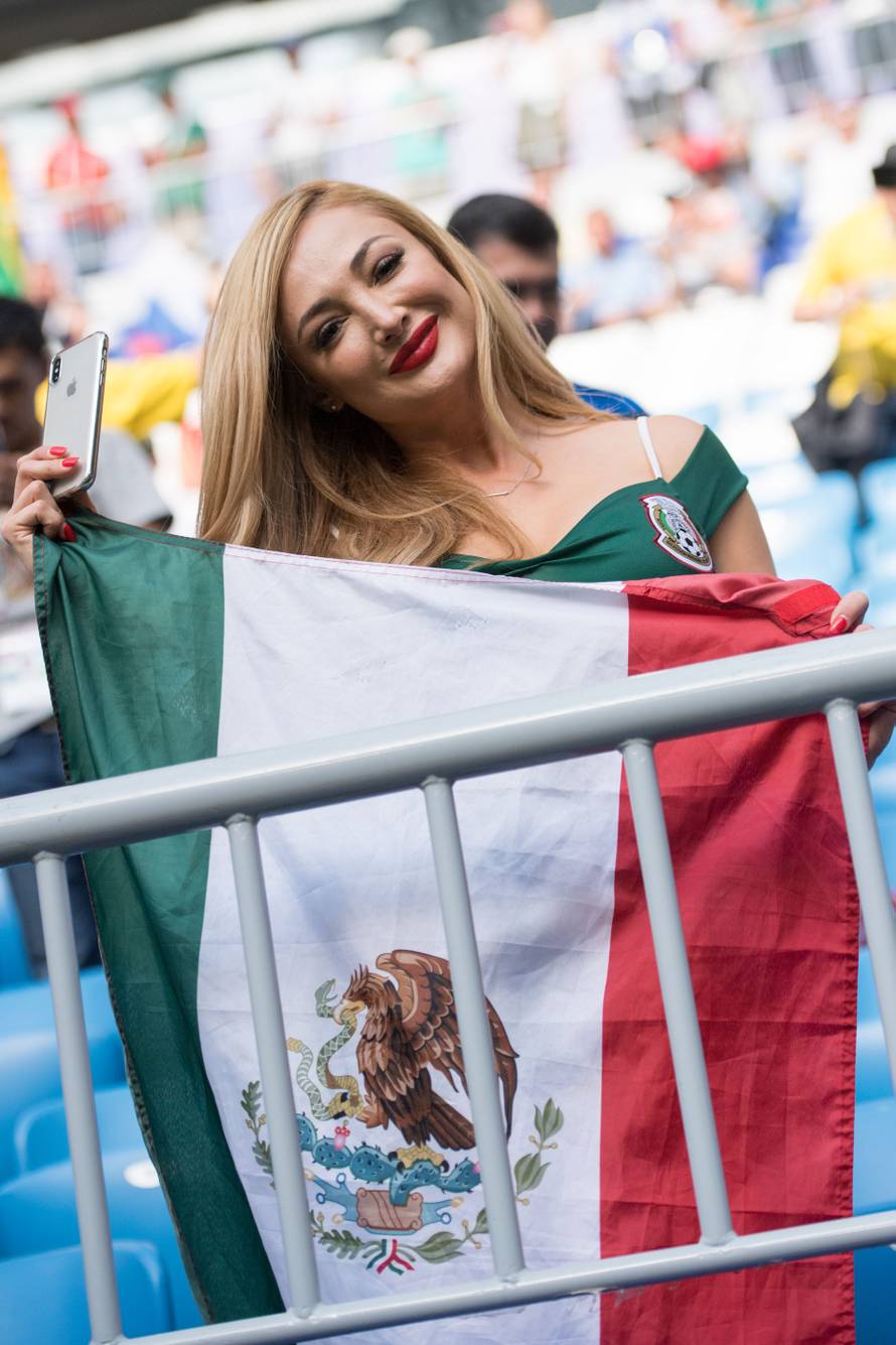 Navija?i na utakmici Brazil - Meksiko