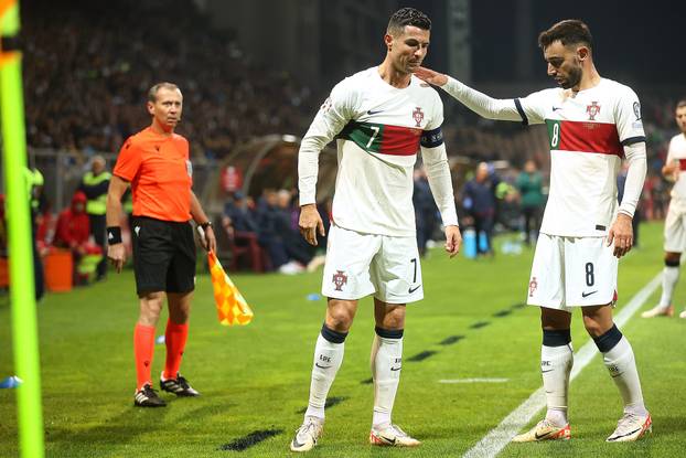 Zenica: Navijač u BiH upao na teren i ‘nasrnuo’ na Ronalda