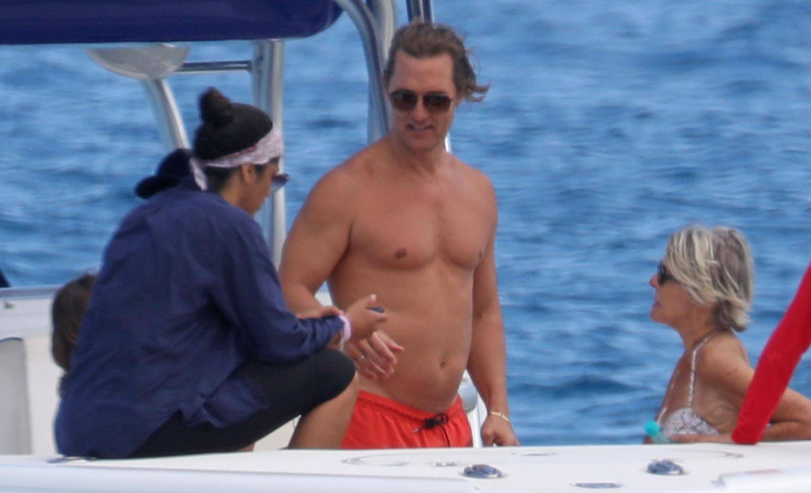 *PREMIUM EXCLUSIVE NO WEB UNTIL 12PM EDT 25TH JULY* Matthew McConaughey and Camila Alves enjoy a boat trip in Hawaii