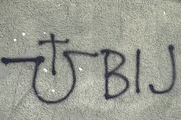 Slavonski Brod: Na frekventnoj lokaciji uz savsko šetalište osvanuo grafit neprimjerenog sadržaja