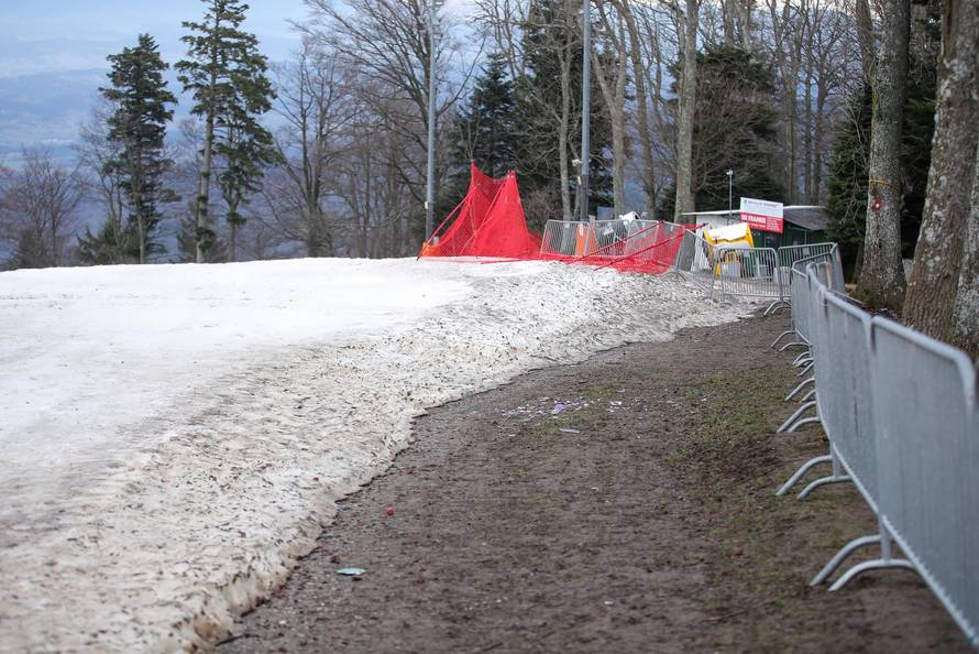 Zagreb: Pripreme na Sljemenu za žensku slalomsku utrku Svjetskog skijaškog kupa Snow Queen Trophy 2023.