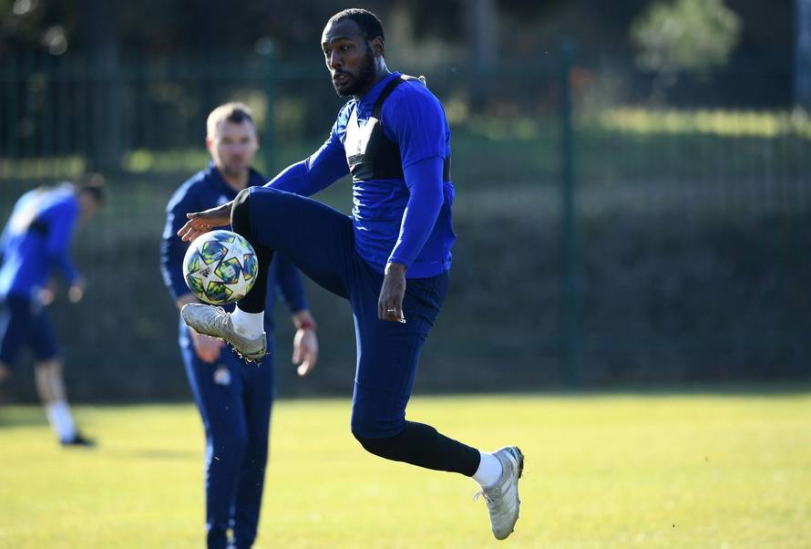 Trening nogometaša Dinama na pripremama u Rovinju