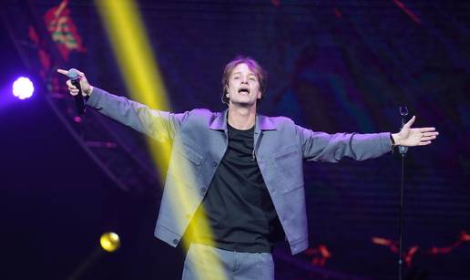 FOTO Jakov Jozinovi&cacute; osvojio Porin, a u Beogradu napravio spektakl.  Evo koga je ugostio