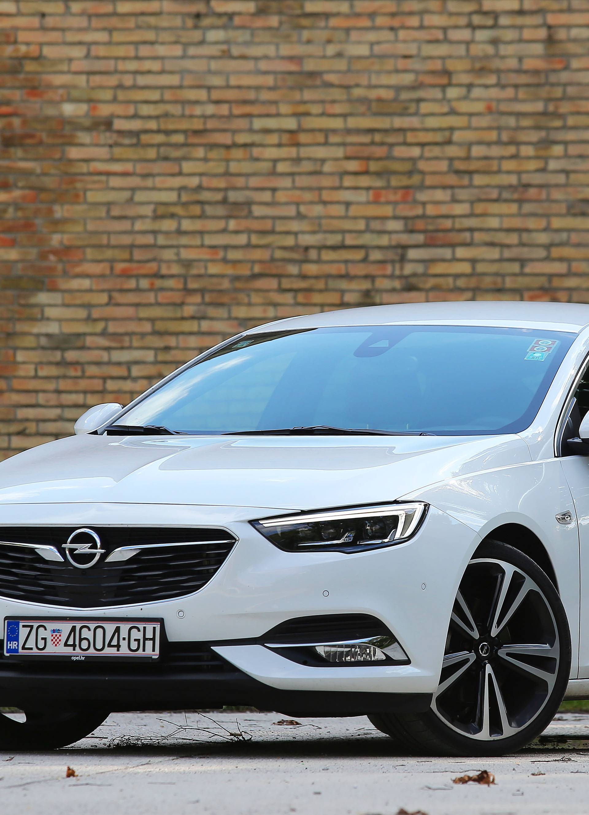 Insignia na testu: Veliki Opel koji obara s nogu i budi emocije