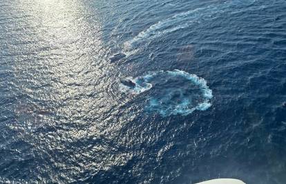 FOTO Drama kod Istre! Par plutao morem, spasili ih naši vojnici: 'Nismo znali gdje su...'