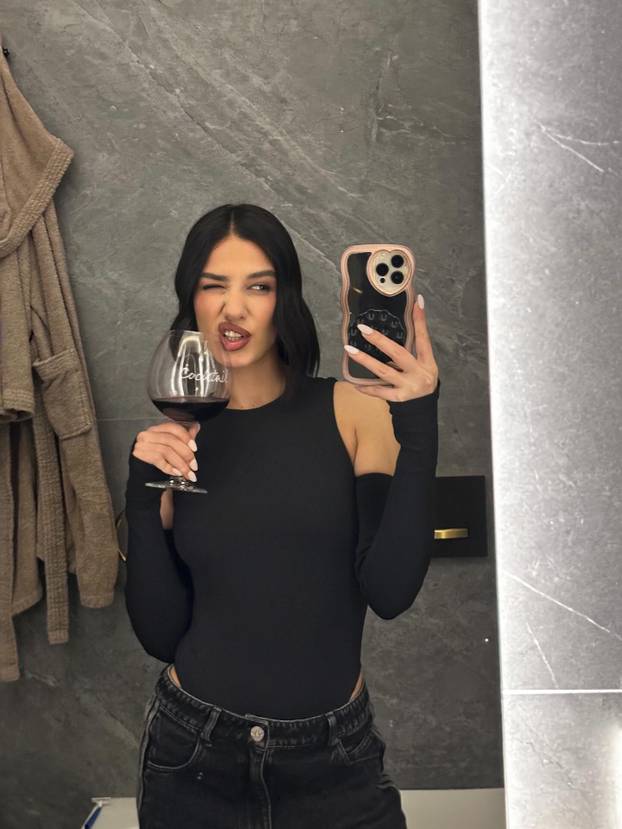 FOTO Ona tješi braniča Italije nakon noćne more u Zenici