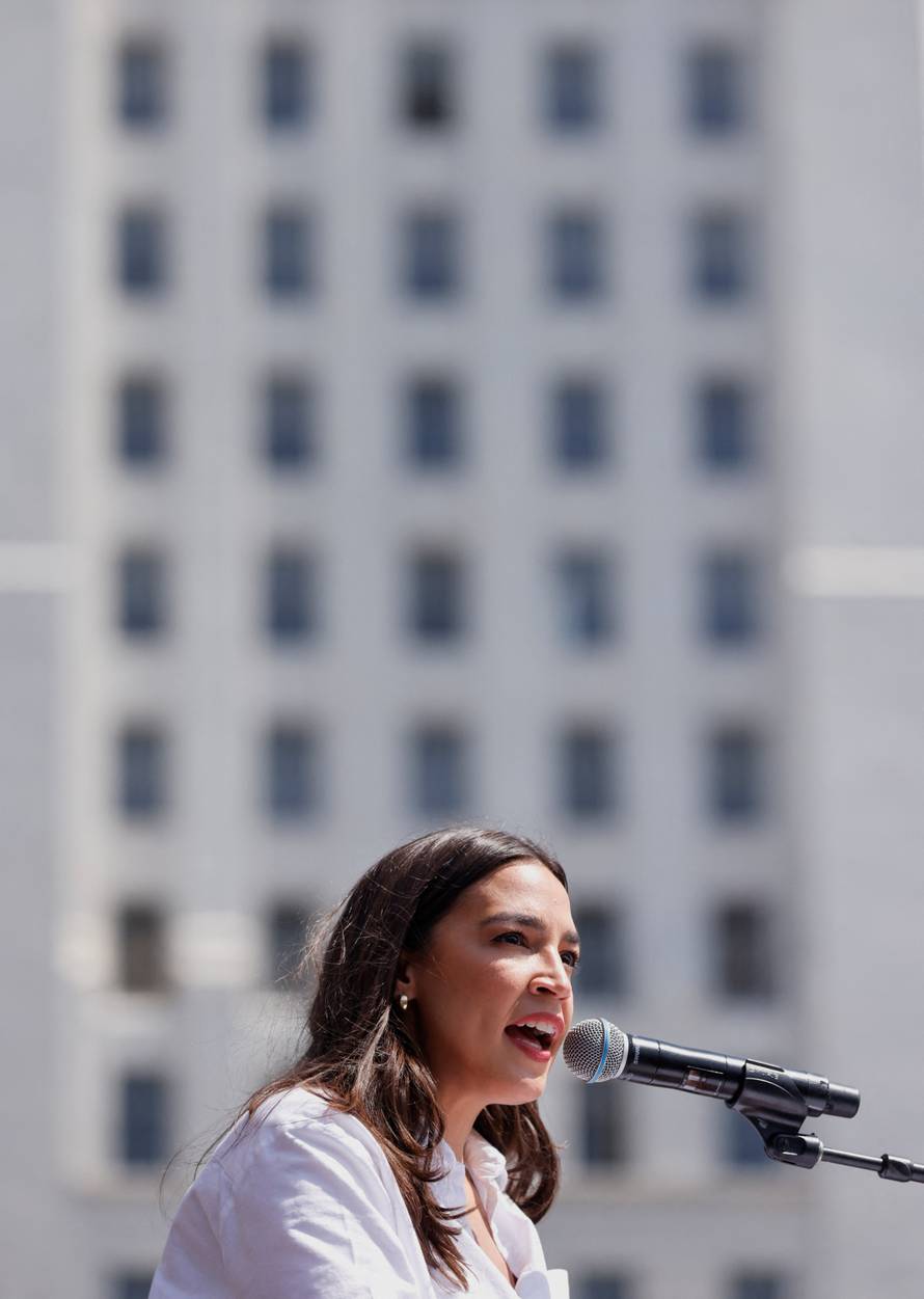 U.S. Sen. Sanders and U.S. Rep. Ocasio-Cortez hold a rally in Los Angeles