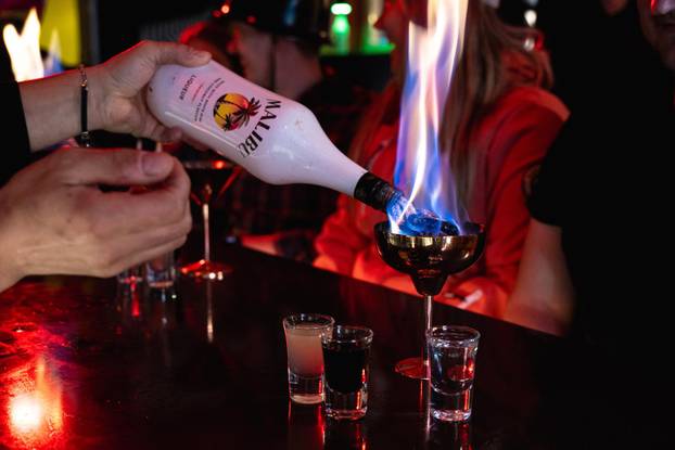 Zagreb: Butchers Barrel bar