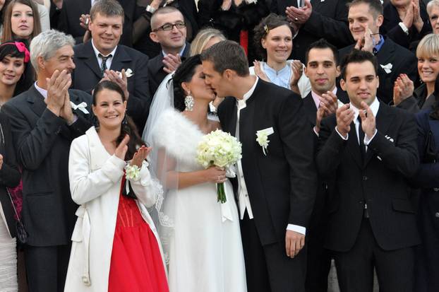 ARHIVA - 5. 11. 2010. Vjen?anje Dine Bubi?i?a i Ivane Paris