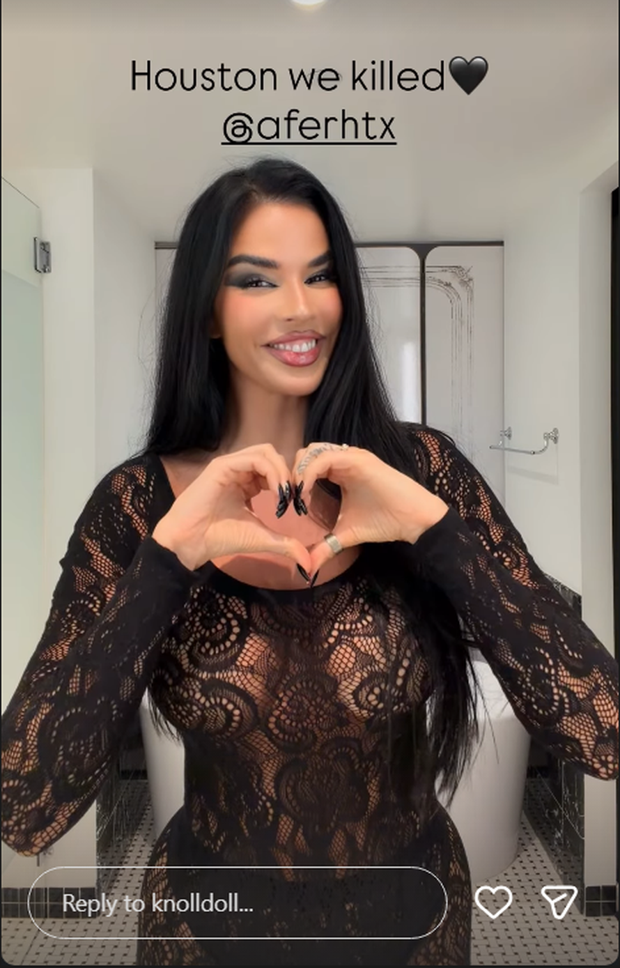 FOTO Ivana Knoll otkrila kako se provodi u Miamiju: U seksi odjeći jedva obuzdala obline