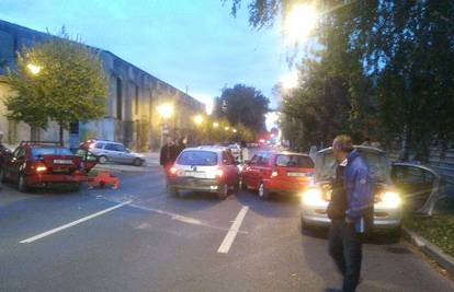 Pet automobila sudarilo se u Zagrebu, nema teže ozlijeđenih