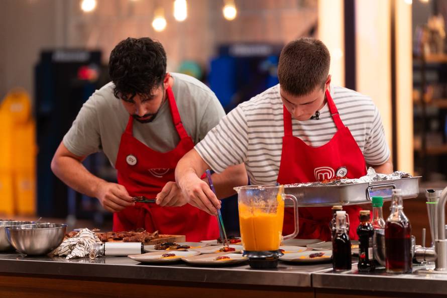 Dva tima u MasterChefu kuhat će za zvijezde! 'Zadatak neće biti lagan, spremate gala večer'