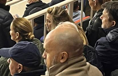 FOTO Izabel Kovačić bodri svog Matea s tribina na Poljudu...