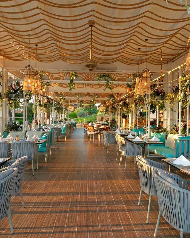 FOTO Ovaj Titanic nikada neće potonuti! Pogledajte što sve nudi moderni tematski hotel