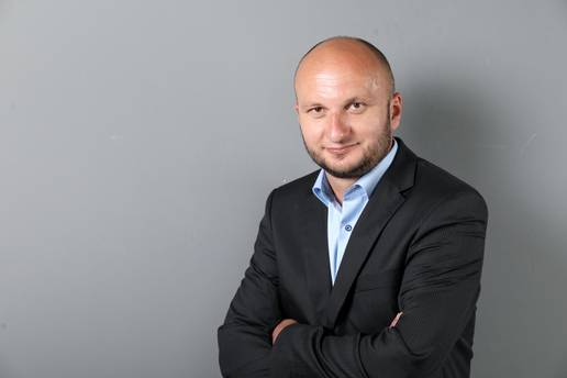 HND objavio: Novinar 24sata, Ivan Pand&zcaron;i&cacute;, je me&dstrok;u &ccaron;etiri finalista za novinara godine!